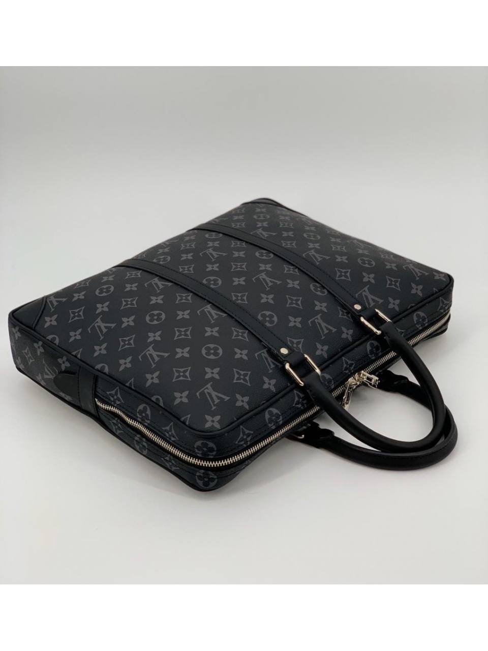 Портфель Louis Vuitton